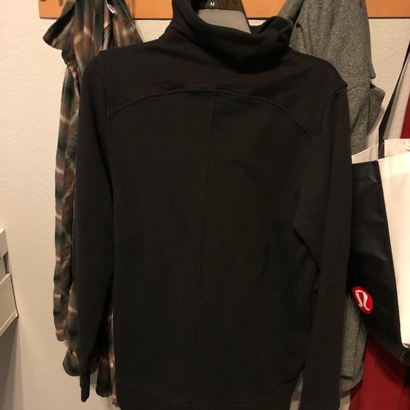 Lululemon sweatshirt - Picture 3 of 5